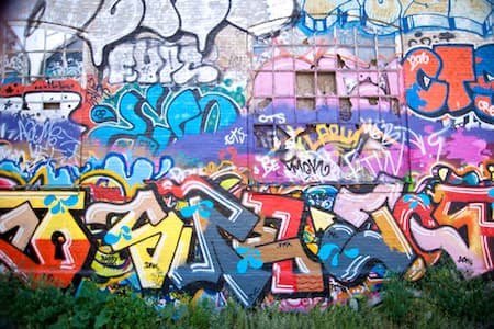 The Urgency of Graffiti Removal: Protecting Melbourne Businesses Thumbnail